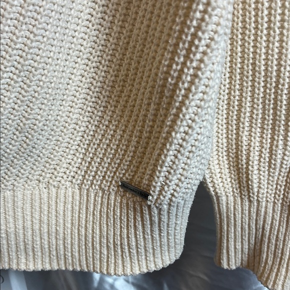 Abercrombie & Fitch Cream Scoop Neck Sweater - Picture 3 of 4
